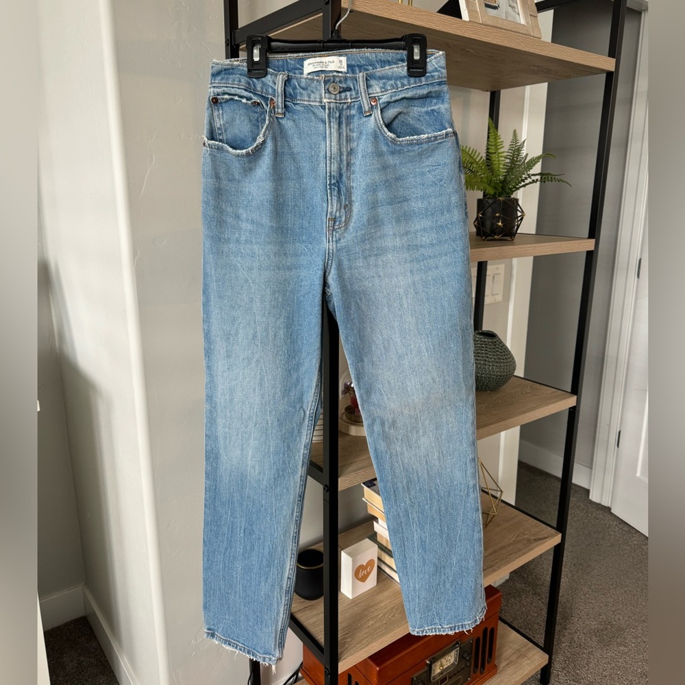 Abercrombie jeans